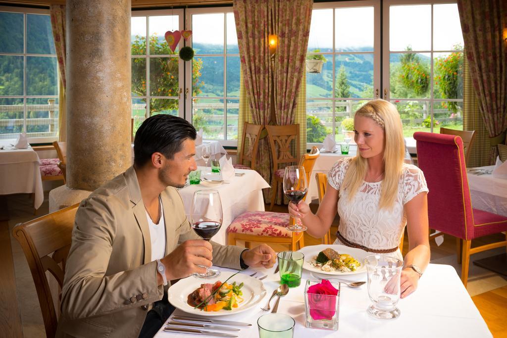 Hotel Alpenschloessl ซังค์โยฮันน์อิมพองเกา ภายนอก รูปภาพ
