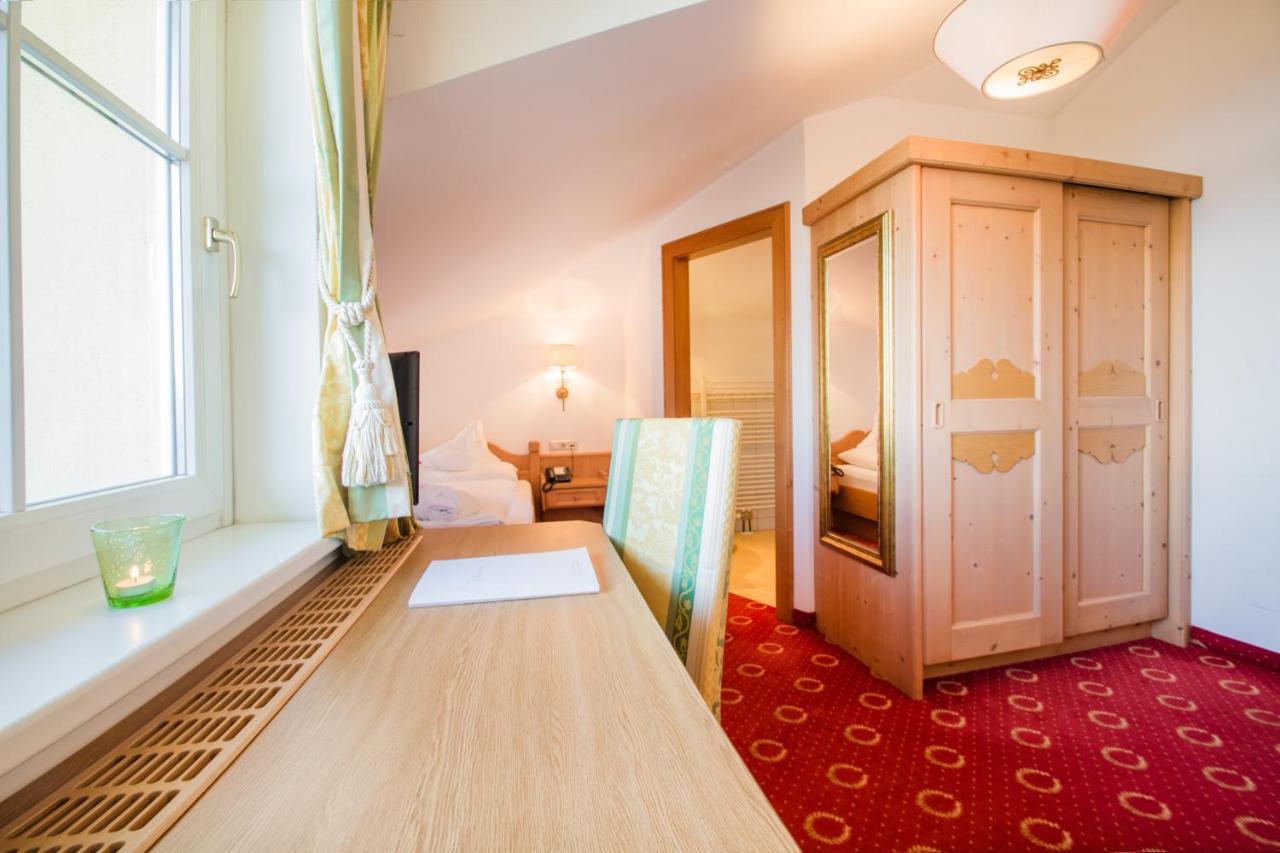 Hotel Alpenschloessl ซังค์โยฮันน์อิมพองเกา ภายนอก รูปภาพ